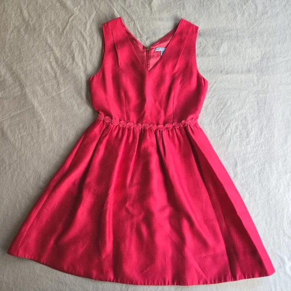 Draper James Red V-Neck Sleeveless Mini Dress - Picture 2 of 16